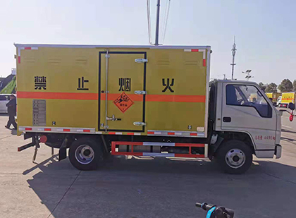 海盐爆破器材运输车