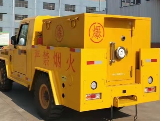 海盐凯龙爆破器材运输车：保障爆破任务的安全运行